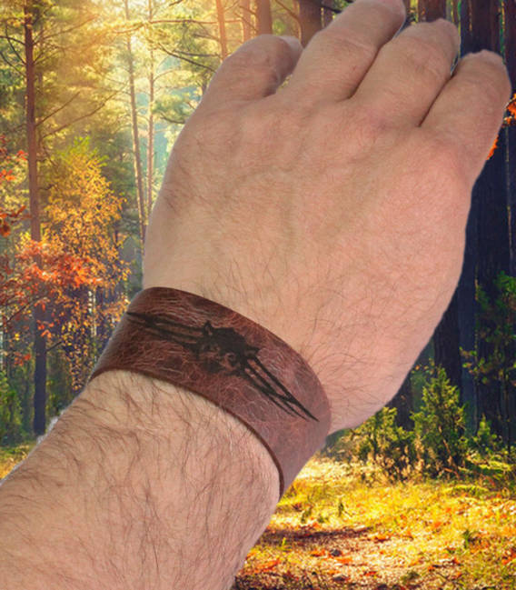 Armbend met wolf-tribal