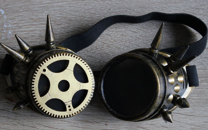 steampunk goggles met spikes vintage